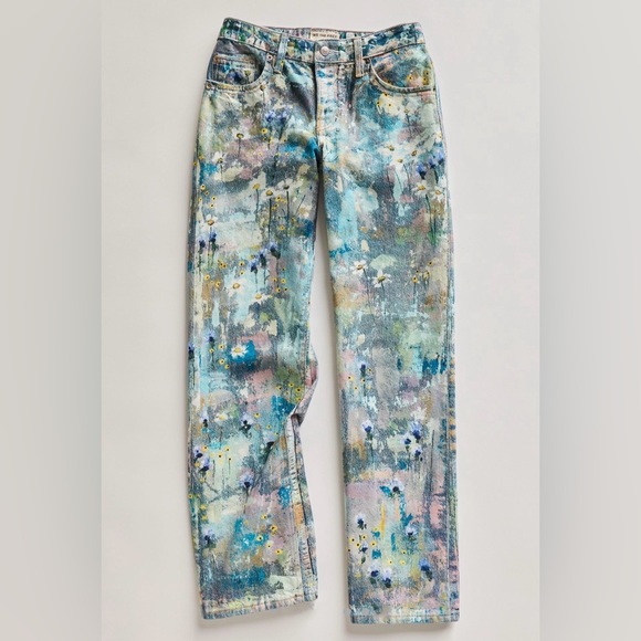 NWT Free People Tennessee Low-Rise Illusions Jeans in Floral Canvas - Picture 2 of 9